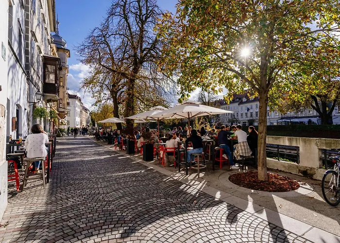 Ella's River דירה *