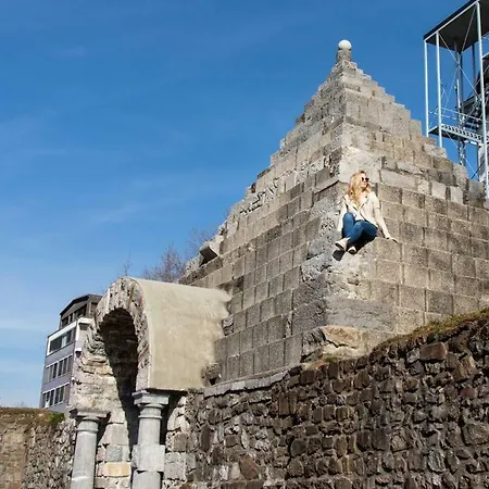 Ella's River Любляна