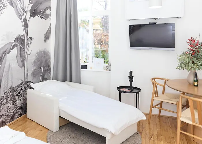 Ella's River Lejlighed *